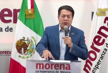 Mario Delgado, presidente nacional de Morena, finalmente cayó en la cuenta de que los números no le daban y desistió sus aspiraciones de buscar la candidatura de su partido a la Jefatura de Gobierno de la Ciudad de México, y pretende continuar al frente del organismo político hasta las elecciones de 2024. FOTO: X / Mario Delgado