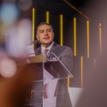 Durante un encuentro con trabajadores de la educación en la Ciudad de México, Omar García Harfuch aspirante a la candidatura de Morena para la Jefatura de Gobierno reconoció la labor del magisterio y destacó que la educación es “el corazón de la transformación en nuestro país y en nuestra Ciudad”. FOTO: Campaña Harfuch