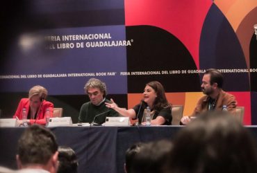 La precandidata única de Morena para la Jefatura de Gobierno, Clara Brugada participó como panelista en el Encuentro Internacional de Gobierno y Sociedad Civil, organizado por la Feria Internacional del Libro de Guadalajara 2023. FOTO: Campaña Brugada