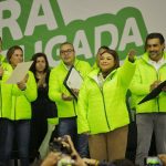 El Partido Verde Ecologista de México (PVEM) entregó a Clara Brugada la constancia como precandidata única a la jefatura de Gobierno de la Ciudad de México, quien señaló que “partimos de una premisa muy importante: la unidad es nuestra fuerza”. Foto: Campaña Clara Brugada
