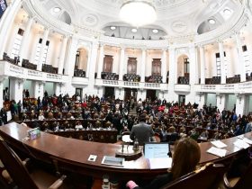 Con los votos de Morena, la sesión ordinaria del Congreso de la Ciudad de México donde se discutía el dictamen para la votación de ratificación de la fiscal Ernestina Godoy fue suspendida tras más de 7 horas de pronunciamientos. FOTO: CDMX Magacín
