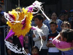 El jefe de Gobierno de la Ciudad de México, Martí Batres, dio a conocer las actividades a cargo de las secretarías de Cultura y Desarrollo Económico con motivo del Día de Reyes en la capital del país, principalmente en el Zócalo. Habrá desde rosca hasta lechitas para los niños. FOTO: GCDMX