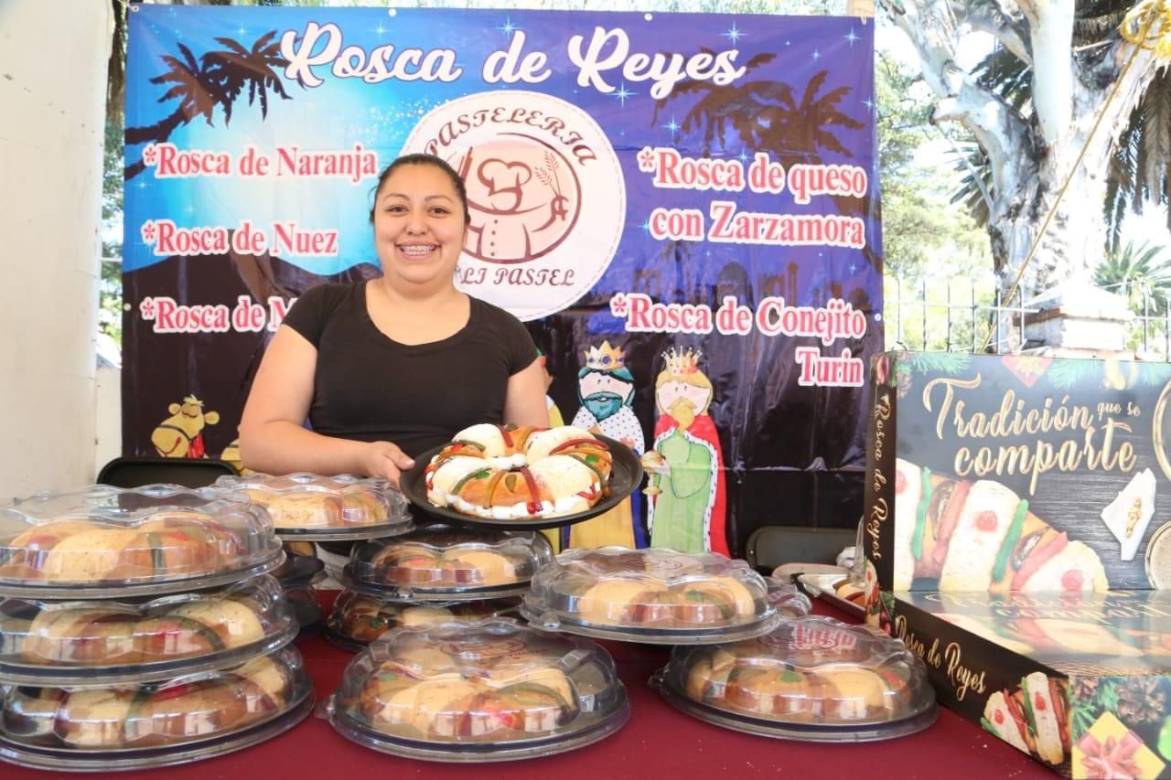 La Rosca de Reyes es uno de los panes de temporada favorito de muchas personas. Este año se podrá disfrutar de la mejor variedad de éste en el ‘Festival de la Rosca de Reyes, del cafecito, atolito y chocolatito’, en la alcaldía de Tláhuac. FOTOS: Especial