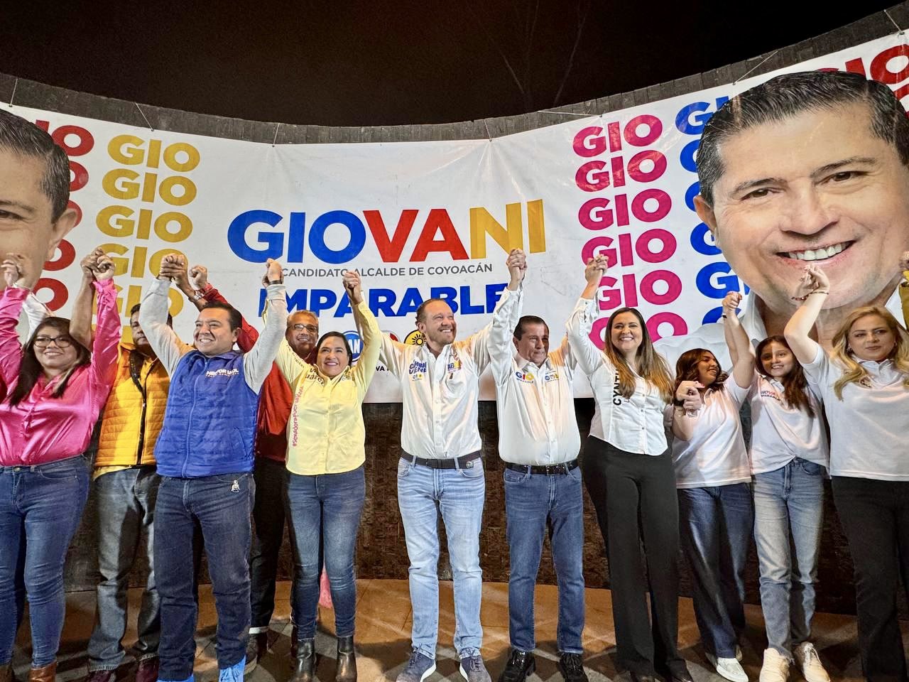 Giovani inicia campaña con respaldo de Taboada