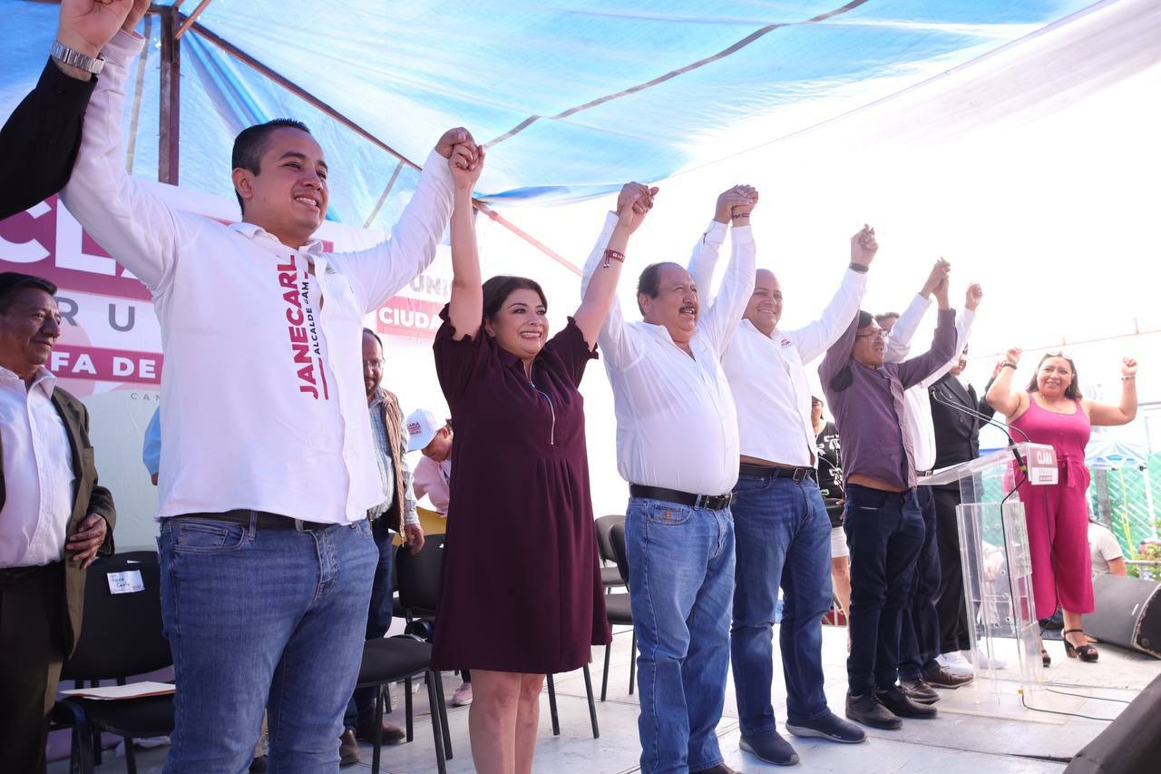 La candidata a la Jefatura de Gobierno en la Ciudad de México, Clara Brugada, aseguró que Janecarlo Lozano ganará las elecciones el próximo 2 de junio y se convertirá en el alcalde de Gustavo A. Madero. FOTO: Especial