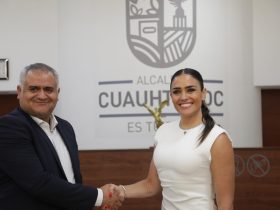 En las instalaciones de la Alcaldía Cuauhtémoc, a invitación del alcalde Raúl Ortega, se reunió con la alcaldesa electa, Alessandra Rojo de la Vega, para iniciar simbólicamente la transición. FOTO: Especial