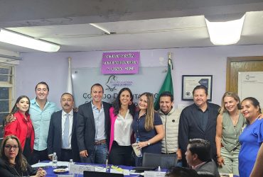 Carlos Orvañanos recibió su constancia de mayoría como alcalde electo de Cuajimalpa, para el periodo de gobierno del 1 de octubre de este año al 30 de septiembre de 2024. FOTOS: Especial