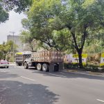 Resulta que la Alcaldía Azcapotzalco, que encabeza Nancy Núñez, de Morena, extrañamente otorgó el permiso de demolición, sin que tenga ya una manifestación de obra, pues de haberla tendría que estar pegada frente al predio como “Cédula de Identificación Vecinal”. FOTO: Vecinos Azcapotzalco