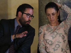 En el equipo de Clara Brugada, uno de los temas de discusión es qué hacer con la petición de Claudia Sheinbaum de que el diputado electo, Víctor Romo, sea el coordinador de Morena en el Congreso de la Ciudad de México. FOTO: Especial / Archivo