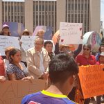 Vecinos de la Alcaldía Cuauhtémoc se manifestaron en defensa del voto a favor de la opositora Alessandra Rojo de la Vega, quien ganó los comicios del pasado 2 de junio, y anunciaron que van a promover juicios para la protección de los derechos políticos de los ciudadanos ante la autoridad electoral. FOTO: Especial