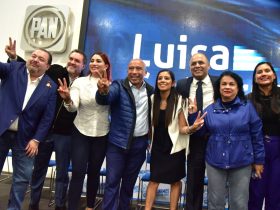 Luisa Gutiérrez Ureña se registró esta noche junto con su planilla para buscar la dirigencia del PAN en la Ciudad de México en el periodo 2024-2027, ante la Comisión Regional de Procesos Electorales.