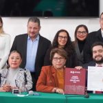 La Ciudad de México se consolidará como la capital política, financiera y cultural del país, gracias a un desendeudamiento neto de 0.5% en términos reales, afirma la jefa de Gobierno.