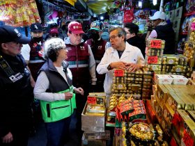 Pedimos a los locatarios del mercado de La Merced que no se venda pirotecnia porque es ilegal y peligroso