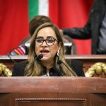 En el marco de la discusión del Presupuesto de Egresos y las reformas al Código Fiscal de la Ciudad de México para el ejercicio fiscal 2025, la Diputada, en representación del Grupo Parlamentario del Partido Acción Nacional, Laura Álvarez Soto, presentó dos reservas que buscaban proteger a los generadores de empleo, incentivar la inversión y fortalecer los espacios educativos.