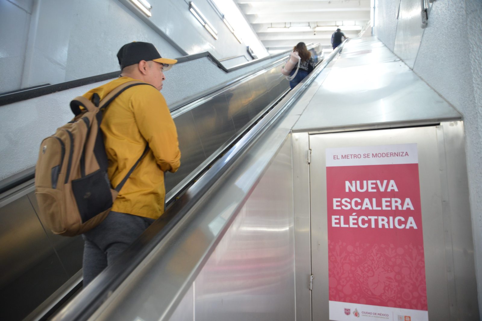 18 escaleras eléctricas modernizadas ya están en operación. Benefician a 150 mil usuarios de las estaciones Centro Médico, línea 3; Polanco, Mixcoac, Barranca del Muerto de la línea 7 y estación Puebla, de la línea 9.