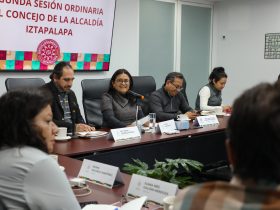 En su Segunda Sesión Ordinaria realizada en la Sala de Juntas de esta sede gubernamental, cada uno de los 15 Concejales asumió la presidencia de una Comisión y se integró a alguna de las otras 14, de conformidad con lo previsto por la Ley Orgánica de las Alcaldías de la Ciudad de México. FOTO: Especial