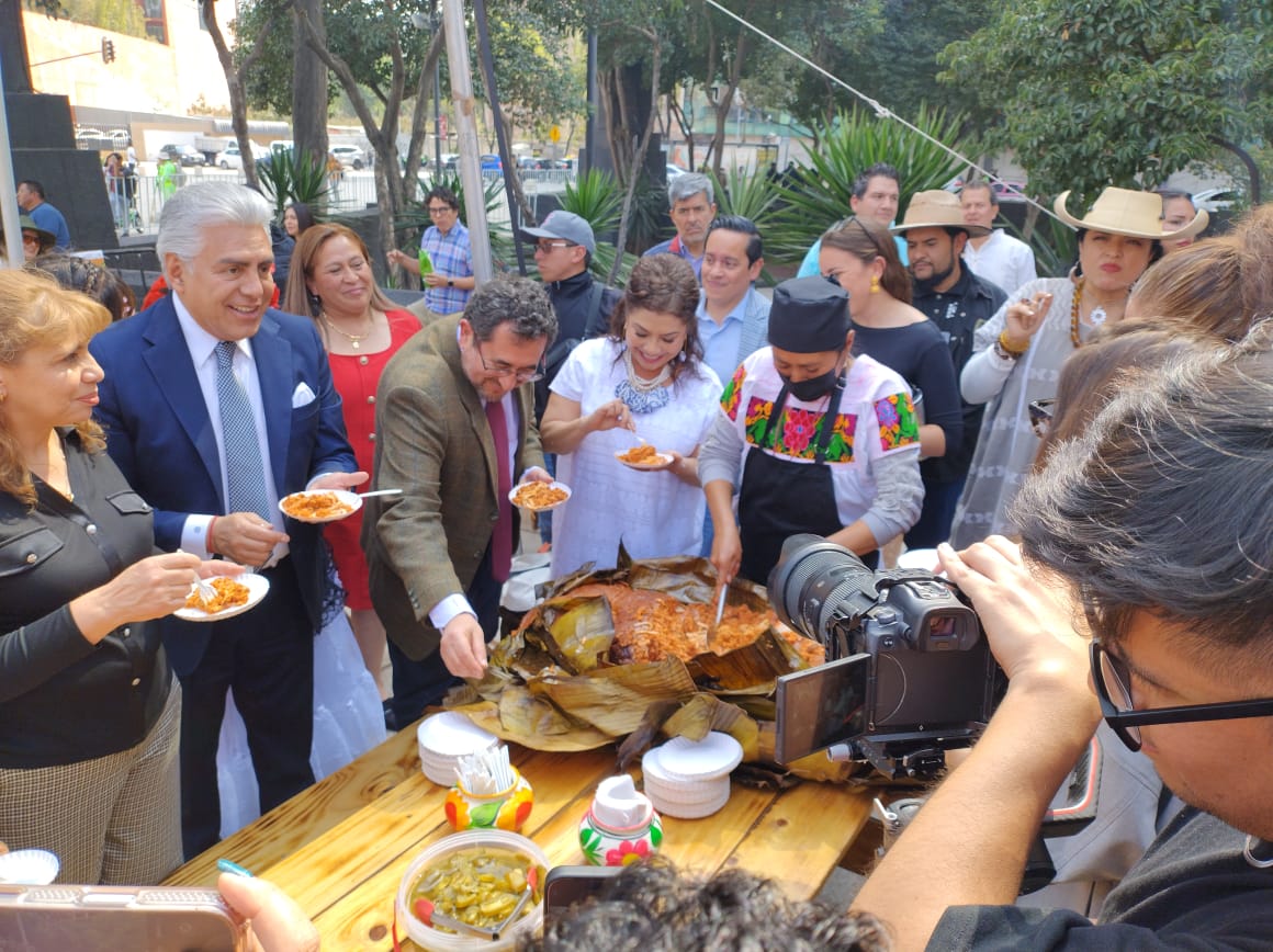 Participan 40 productores de la ciudad, del país y de seis naciones de Latinoamérica. La Feria estará abierta a todo el público del 31 de enero al 3 de febrero, de 10:00 a 18:00 horas.