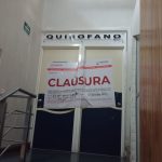 Ya entrada la noche de este jueves, personal médico y administrativo del Sanatorio Trinidad, en la colonia Roma, pidieron a los familiares de los 32 pacientes que tenían hospitalizados que se fueran a otros nosocomios, que no podían quedarse ahí porque este viernes a primera hora estarán autoridades de la Comisión Federal para la Protección contra Riesgos Sanitarios (Cofepris), que les ordenó la suspensión de actividades, que no habían acatado.