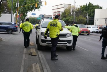 Alcaldía y SSC van contra vehículos mal estacionados en MH