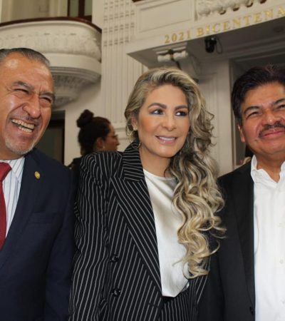 ¿De qué habrán hablado durante su encuentro en el Congreso de la Ciudad de México Nora Arias, Francisco Chíguil y Pablo Trejo, previo a la comparecencia del alcalde de Gustavo A. Madero, Janecarlo Lozano? Muy interesante reunión en plenas curules. FOTO: Especial