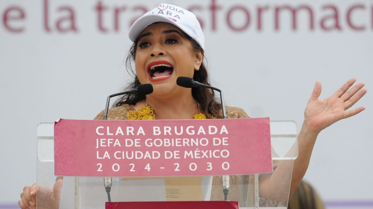 El Gobierno de Clara Brugada enfrenta tal nivel de ineficiencia y falta de resultados, que en más de 7 meses ni siquiera ha colocado la primera piedra de al menos una de sus Utopías, su proyecto emblemático. FOTO: FOTO: Cuartoscuro / Daniel Augusto