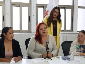 Madres de niños que estudiaban en la Academia Militarizada Oliin Cuauhtémoc exigieron a las autoridades que den celeridad a las investigaciones y deslinden responsabilidades ante las denuncias por maltrato físico y emocional, lo más grave el “homicidio calificado” –así lo indaga la Fiscalía– del menor Erick, de 13 años, ocurrido en un campamento organizado por la institución.
