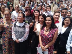 En el ex Convento de Culhuacán, más de 300 parejas contrajeron matrimonio civil teniendo como madrina de honor a la Alcaldesa de Iztapalapa, Aleida Alavez Ruiz.