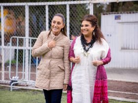 La presidenta Claudia Sheinbaum y la jefa de Gobierno, Clara Brugada, limaron asperezas, dejaron atrás las diferencias y sellaron una alianza por la confluencia importante de intereses entre ambas, el principal preservar la estabilidad política, económica y social. FOTO: Especial