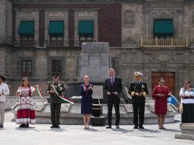 Al participar en la conmemoración de los 700 años de la Fundación de México-Tenochtitlán, la jefa de Gobierno, Clara Brugada Molina aseguró que el legado de la civilización mexica sigue vivo en la historia, la cultura y la memoria colectiva del pueblo mexicano. FOTO: Especial
