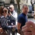 No queda claro si la falta de escrúpulos es sólo de la diputada federal por Querétaro, Laura Ballesteros, o de su partido en la capital del país, Movimiento Ciudadano (MC), pues llegaron ya al grado de violentar a activistas sociales, con prácticas muy al estilo priísta de grupos de reventadores, de golpeadores. FOTOS: Especial / X @fopinchetti