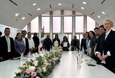 Con el objetivo de garantizar dignidad en la partida de quienes más lo necesitan, la alcaldesa de Cuauhtémoc, Alessandra Rojo de la Vega firmó un Convenio de Colaboración con la funeraria J. García López, mediante el cual se otorgarán cremaciones gratuitas a personas en situación de calle que fallezcan en la demarcación. FOTO: Especial