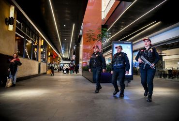 Alcalde Luis Mendoza refuerza seguridad Blindar BJ 360º en centros comerciales. FOTO: Espécial