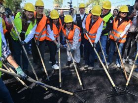 Desde que inició su gestión, la jefa de Gobierno, Clara Brugada Molina ha expresado más promesas que acciones para afrontar el que se ha convertido en un grave problema en la Ciudad de México: cientos de miles de baches en avenidas principales, que su administración tiene la responsabilidad de mantener en buen estado. FOTO: Especial