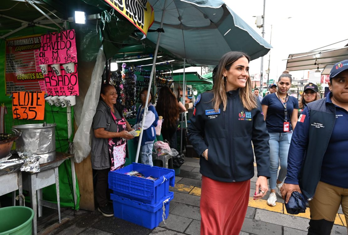 En la oposición de la CDMX empiezan a ver cada día con mayor preocupación lo que ocurre en la Alcaldía Cuauhtémoc. El panorama no es halagüeño y se tambalea la reelección de Alessandra Rojo de la Vega.