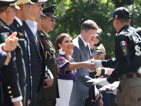 Brugada reconoce a 507 cadetes graduados de la Policía Capitalina