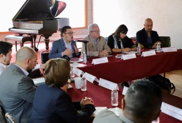 En el marco del foro “Hacia una zona metropolitana coordinada y sostenible”, realizado en la Casa de Cultura de Azcapotzalco, el diputado Alberto Vanegas Arenas, presidente de la Comisión de Desarrollo Metropolitano del Congreso capitalino, subrayó que la voluntad política es la condición indispensable para avanzar en la integración regional. FOTO: RRSS Alberto Vanegas