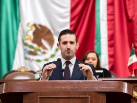 Pedro Haces impulsa mayor inclusión en comercios CDMX para animales de asistencia