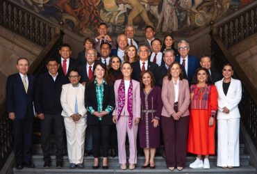 Lo que al final se decida en el tema de la fecha de realización de la consulta de revocación de mandato presidencial en la reforma electoral será la base política y jurídica para lo que se tenga que legislar en consecuencia en la carta magna de los estados de la República y por supuesto la Ciudad de México. FOTO: Especial