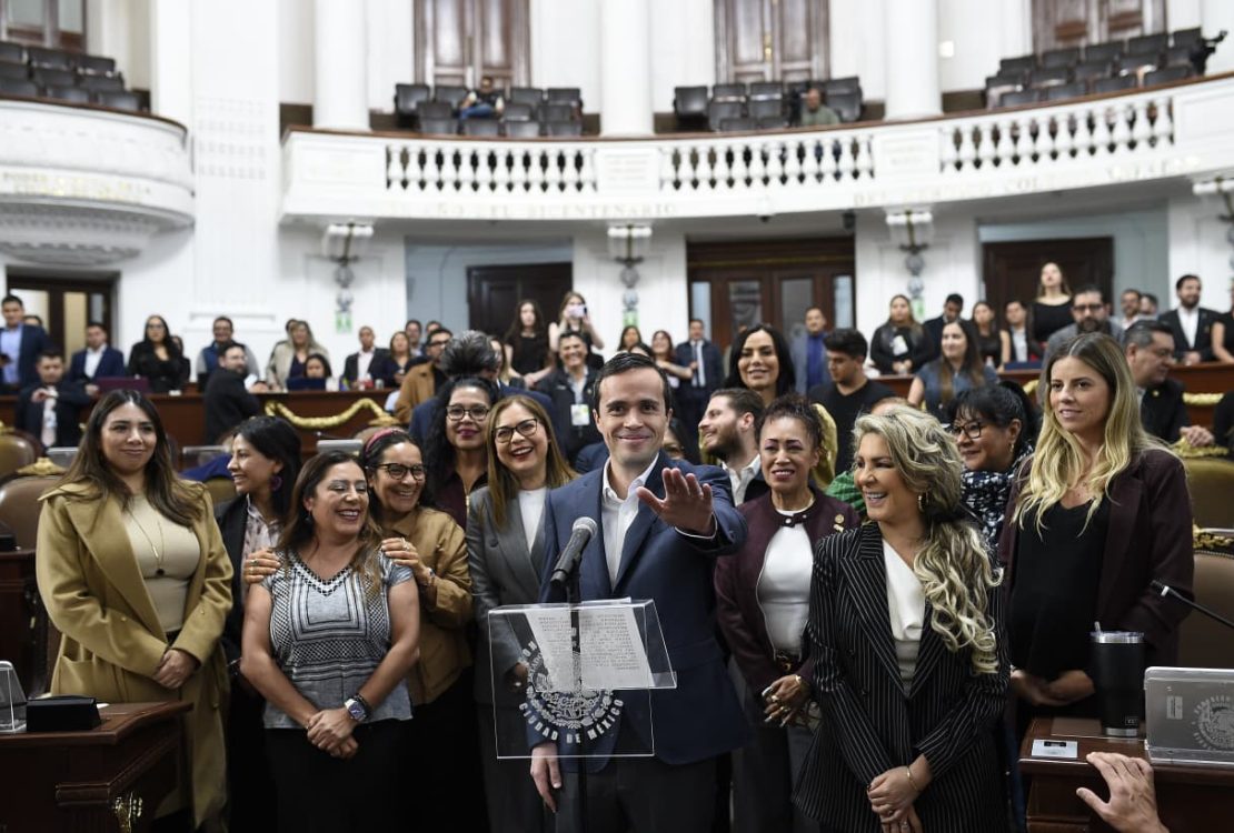 Jorge Armando Rocha demuestra tan poco interés en su responsabilidad como titular de la General del Canal del Congreso, que ni siquiera en días de sesión se aparece por el recinto legislativo, hecho evidente para cualquiera de los 66 diputados que votaron por su nombramiento. FOTO: Especial