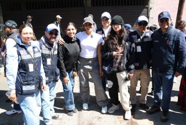 La alcaldesa Alessandra Rojo de la Vega encabezó una jornada de Limpia Cuauhtémoc en la colonia Obrera, donde recorrió la zona junto a su gabinete y atendió directamente reportes de vecinas y vecinos en lo que respecta a alumbrado público, desazolve, drenaje, poda, bacheo y balizamiento, entre otras acciones. FOTO: Especial
