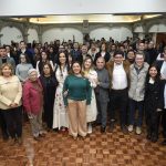 El sábado, en el mitin de Jorge Romero, presidente del PAN, andaba Armando Jiménez, quien enfrenta una carpeta de investigación por despojo, pues invadió ilegalmente la sede del PRD en Coyoacán y la mantiene secuestrada. ¿Con esos cuadros Romero quiere brillar? Que alguien le ayude. FOTO: Especial