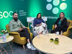 Durante una conversación en SOC TV, Nadxielly Munguía, directora de Procesos Digitales Hipotecarios de Santander, explicó cómo la digitalización ha permitido evolucionar el proceso de autorización de un crédito hipotecario, uno de los trámites financieros tradicionalmente más complejos para los usuarios.