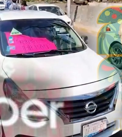 En las próximas semanas, el Gobierno Federal, de la mano con el de la Ciudad de México tendrán que resolver una encrucijada: quedar bien con los abusivos taxis del aeropuerto Benito Juárez de la capital o quedar bien y cumplir el convenio con la FIFA, permitiendo que los abusivos taxis de aplicación, Uber, puedan recoger pasaje en la terminal aérea, donde es zona federal limitada. FOTO: X / @porktendencia - Edición IA Gemini