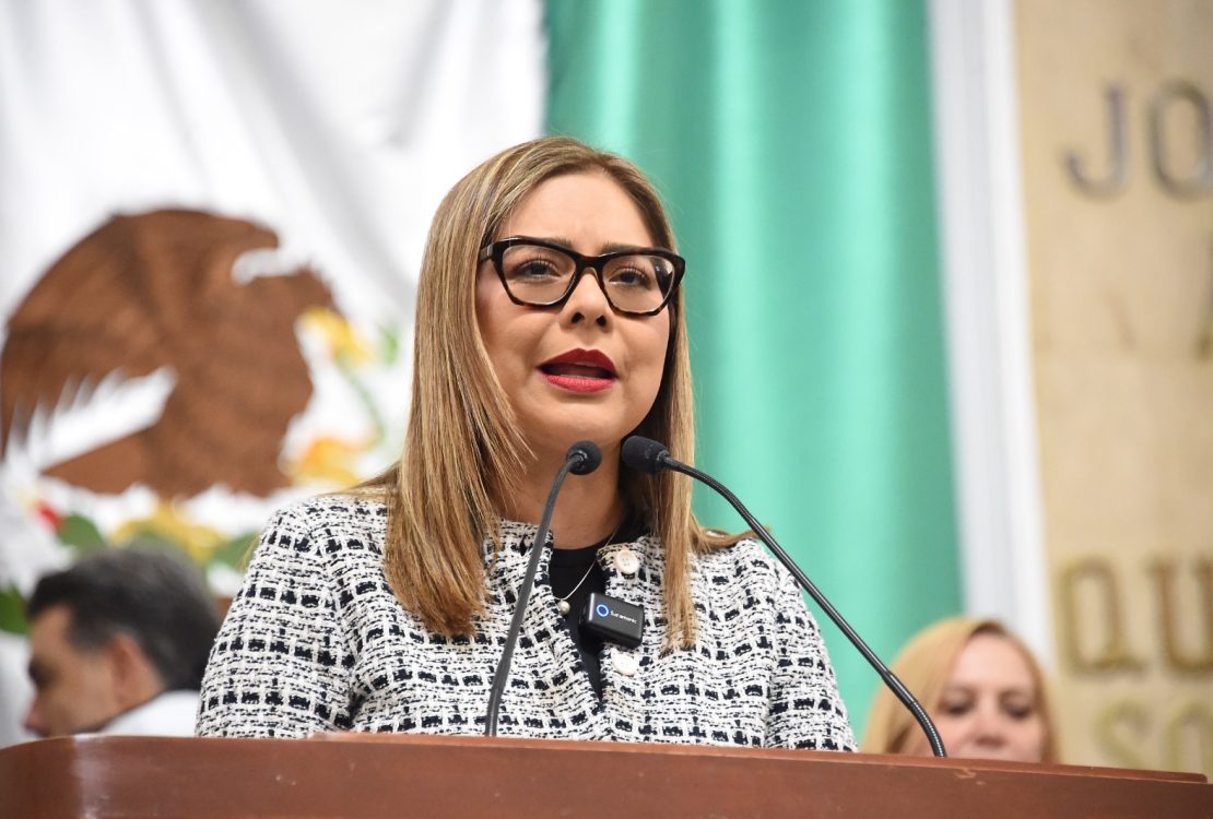 Ruiz Aguilar señaló que garantizar un ambiente seguro y respetuoso en las escuelas, permite que el personal docente ejerza su labor con libertad, creatividad y compromiso, lo que impacta de forma directa en el bienestar y desempeño del alumnado. FOTO: Especial