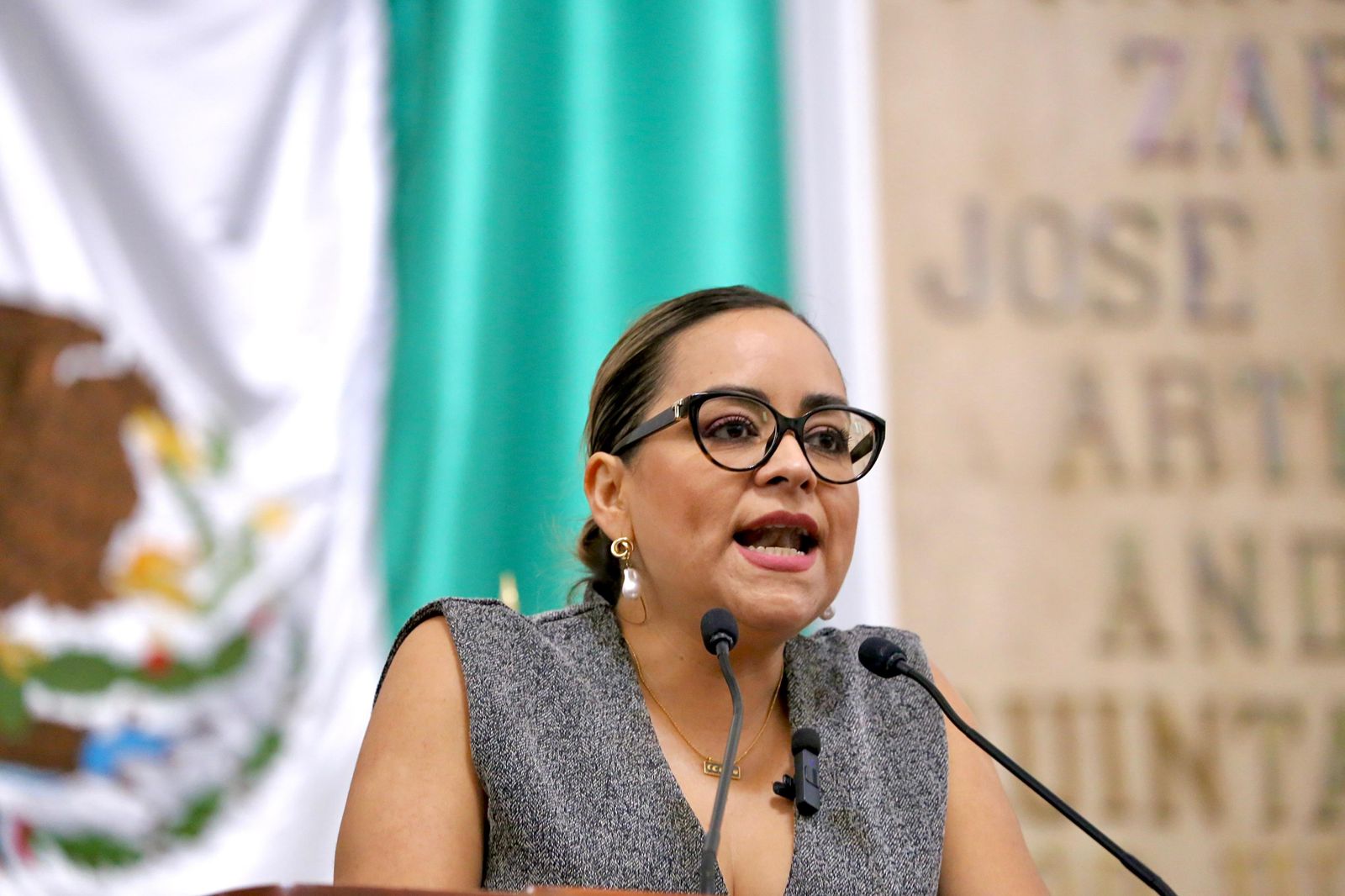 Exige diputada Álvarez a la SEP claridad sobre calendario escolar