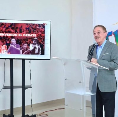 Díaz Polanco les repitió que cuando llegó a la dirigencia en noviembre de 2024 prácticamente no había partido. Sólo desorden y estaba quebrado. Las arcas vacías. Así lo dejó Sebastián Ramírez, su antecesor, hoy director del Fondo Nacional de Turismo (Fonatur) con la presidenta Claudia Sheinbaum. FOTO: Especial