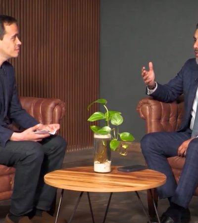 Entre el desinterés del director General del Canal del Congreso de la Ciudad de México, Jorge Armando Rocha, y el maloso jefe de los Chuchos del PVEM, Jesús Sesma, los directivos áreas neurálgicas de todo el aparato de comunicación legislativa están en el limbo. FOTOS: Especial. (Montaje de Sesma en sillón, con IA Gemini)
