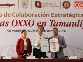 Al atestiguar el anuncio de inversión por 300 millones de pesos y la apertura de 60 nuevas tiendas de la cadena OXXO en el estado -que generarán 450 empleos directos-, el gobernador de Tamaulipas, Américo Villarreal Anaya, sostuvo que esta decisión refleja la confianza de las empresas en las condiciones de desarrollo y seguridad que hay en la entidad. FOTO: Especial