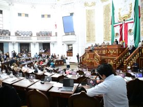 Desde los tiempos dorados del corporativismo priísta, los sindicatos aprendieron que la defensa de los trabajadores podía convivir perfectamente con los privilegios, las cuotas de poder y las canonjías administrativas. FOTO: Especial